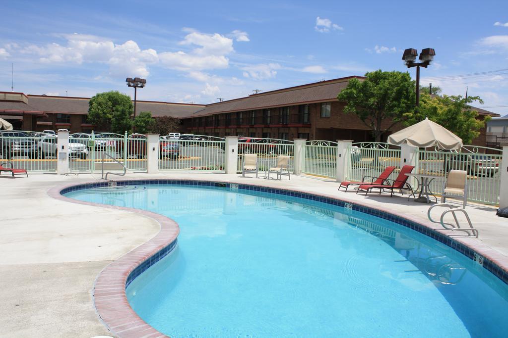 Winnemucca Inn & Casino Exterior photo